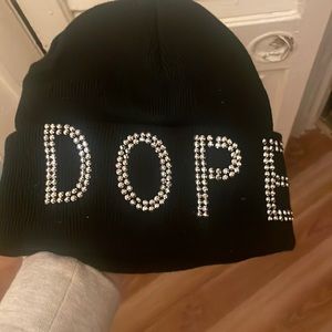 Women’s gem winter hat